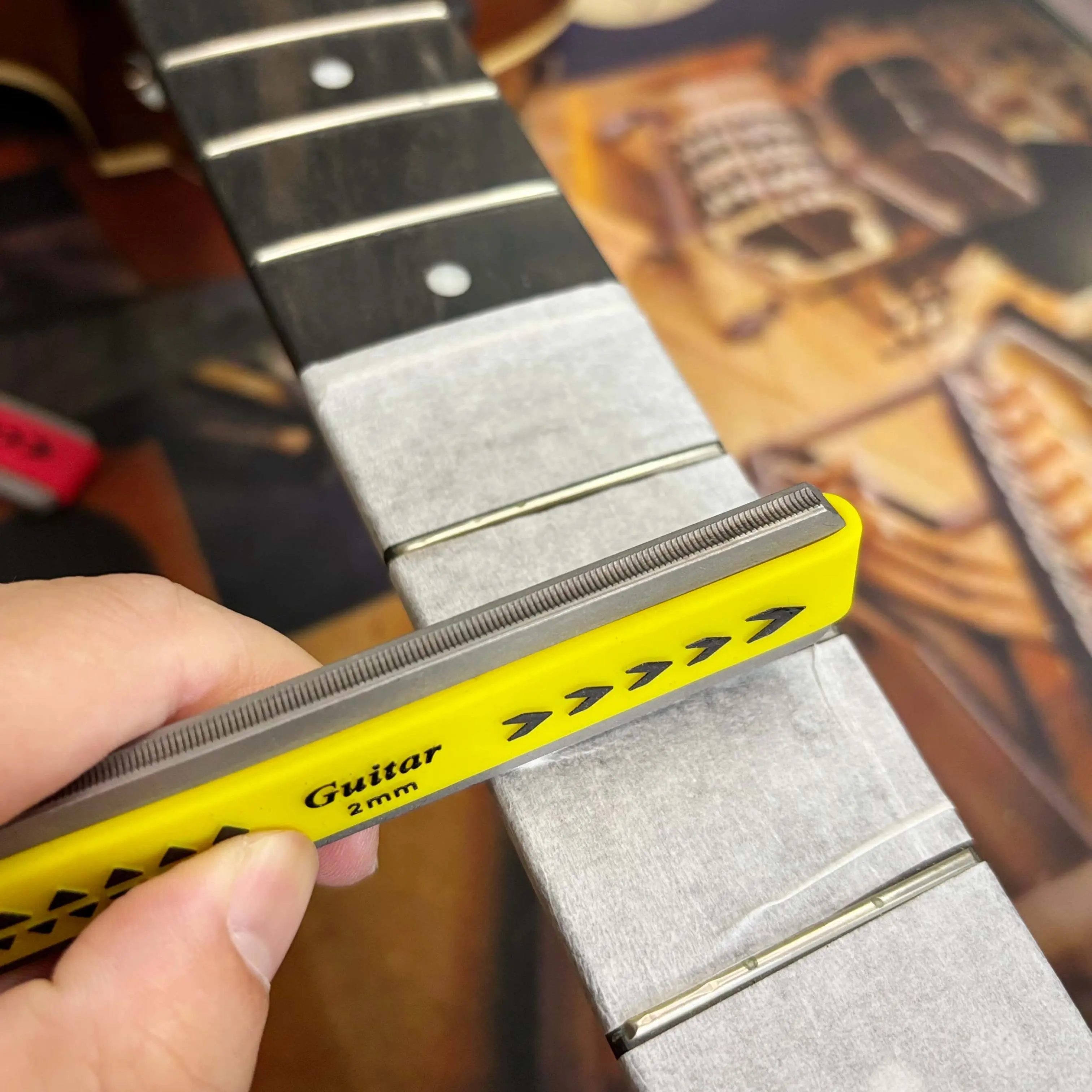 Musical Instrument Art - أداة تشكيل وتقويم أوتار الجيتار واليوكوليلي،